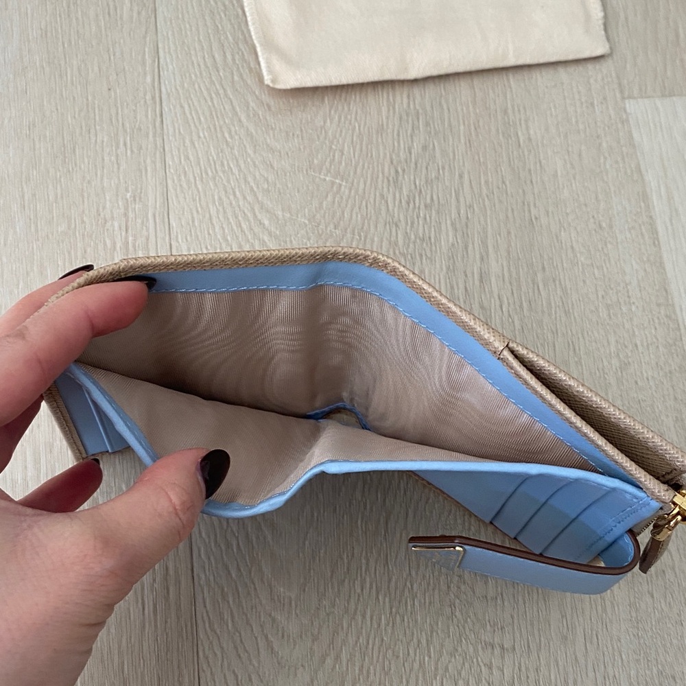 Prada Saffiano Tab Bifold Wallet Beige Blue - Picture 5 of 6